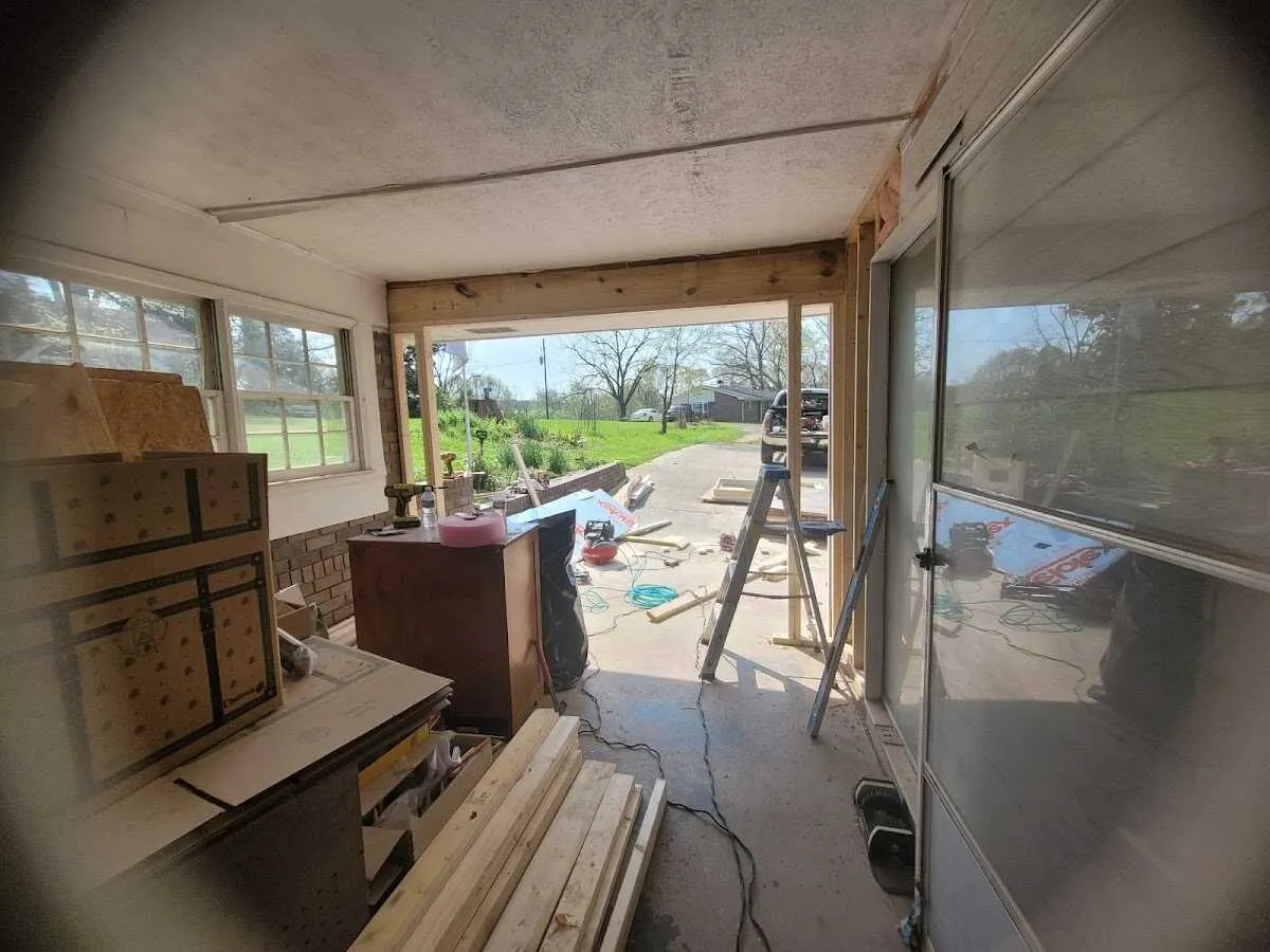 Air movers and dehumidifier for Water Mitigation Services in Virginia